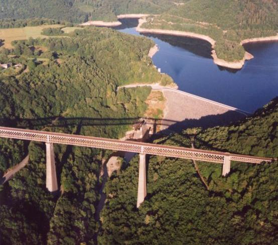 63 LES ANCIZES COMPS - Viaduc des Fades